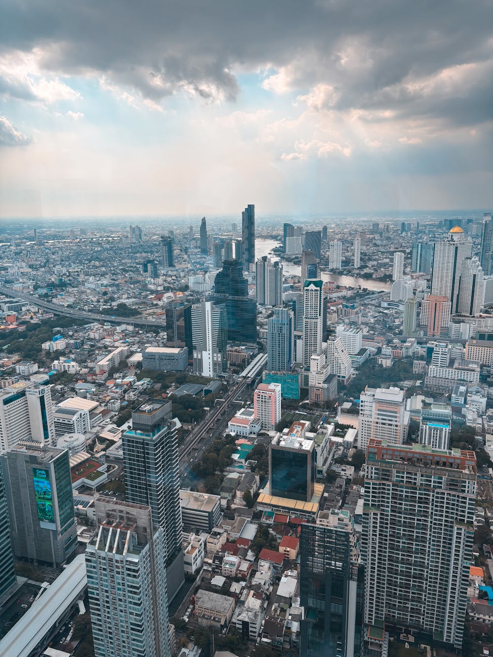 กองทุนรวมลดหย่อนภาษี 2026: คู่มือฉบับสมบูรณ์สำหรับนักลงทุนไทย — FAQ | Forex คู่มือ iCafeForex