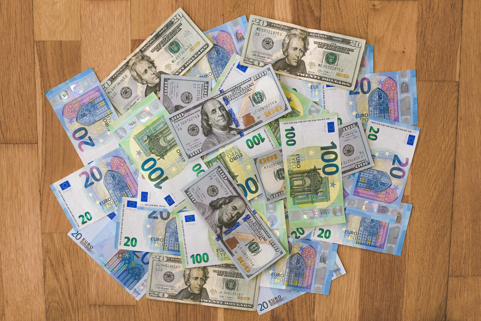 วิเคราะห์ EUR/CAD: คู่เงินยูโร-แคนาดากับน้ำมันและ ECB — FAQ | Forex คู่มือ iCafeForex