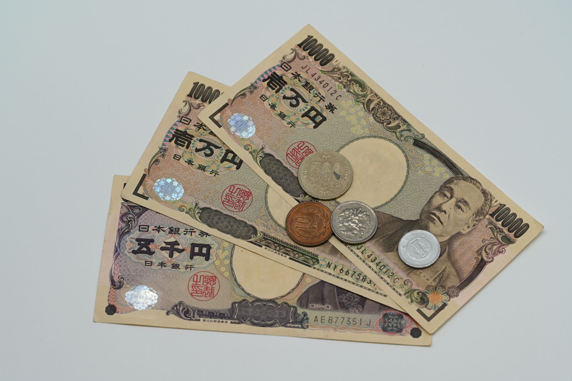 วิเคราะห์ NZD/JPY: คู่เงินกีวี่-เยนกับ Carry Trade และ Risk — ตารางเปรียบเทียบ: NZD vs. JPY | Forex คู่มือ iCafeForex